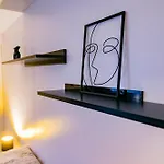 Motel1- A Megfizethető Luxus! 3*