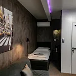 Motel1- A Megfizethető Luxus! 3* Dunaújváros