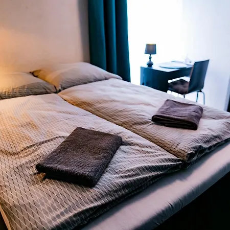 Motel1- A Megfizetheto Luxus! * Dunaujvaros