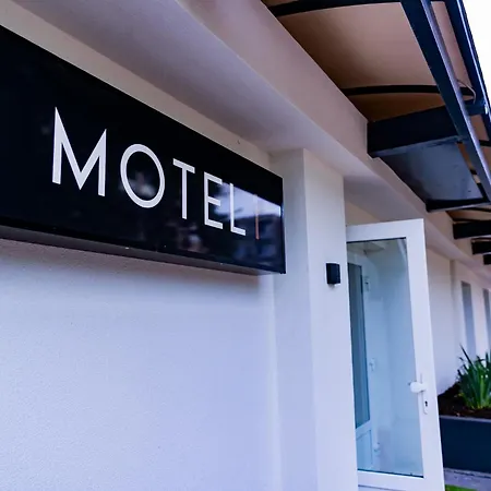 Motel1- A Megfizetheto Luxus!