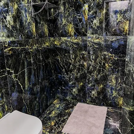 Aparthotel Motel1- A Megfizetheto Luxus! Dunaujvaros
