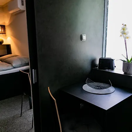 Motel1- A Megfizetheto Luxus! 3*