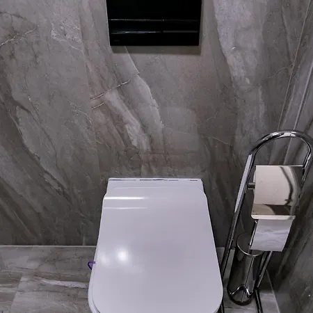 Motel1- A Megfizetheto Luxus! Апарт-отель Дунауйварош