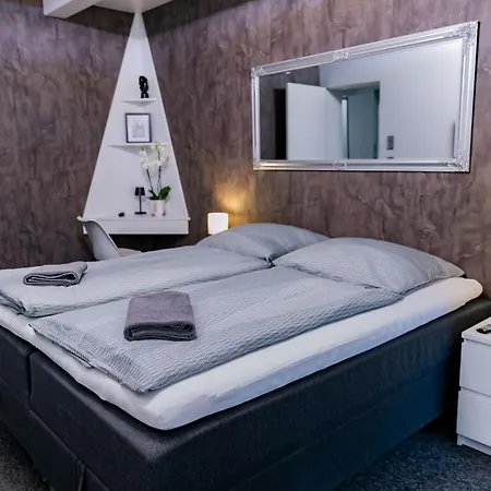 Motel1- A Megfizetheto Luxus! * Dunaujvaros