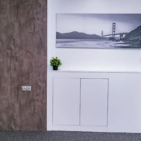 Aparthotel Motel1- A Megfizetheto Luxus!