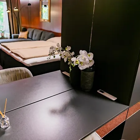 Motel1- A Megfizetheto Luxus! Lägenhetshotell