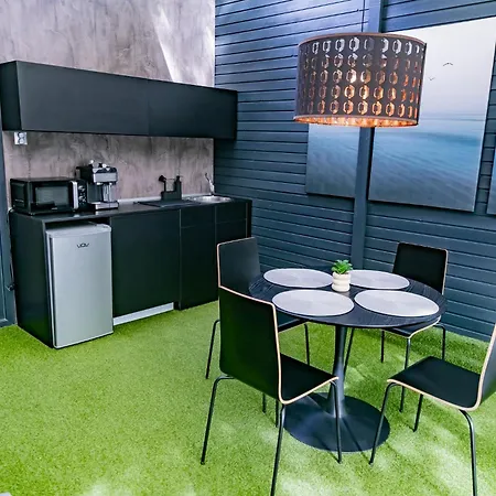 Motel1- A Megfizetheto Luxus! Aparthotel 3*