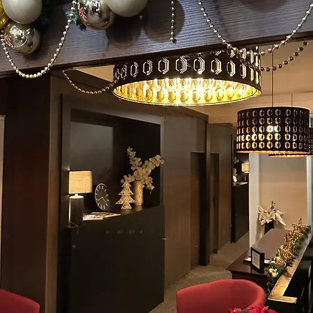 Апарт-отель Motel1- A Megfizetheto Luxus! Дунауйварош