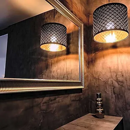 Motel1- A Megfizetheto Luxus! Aparthotel 3*