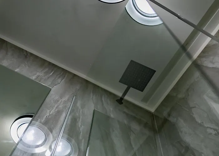 Ξενοδοχείο με διαμερίσματα Motel1- A Megfizetheto Luxus! 3*