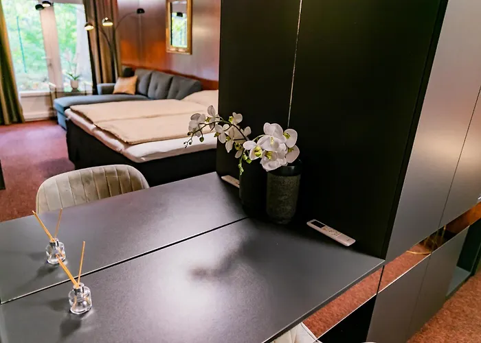 Motel1- A Megfizetheto Luxus! 아파트호텔
